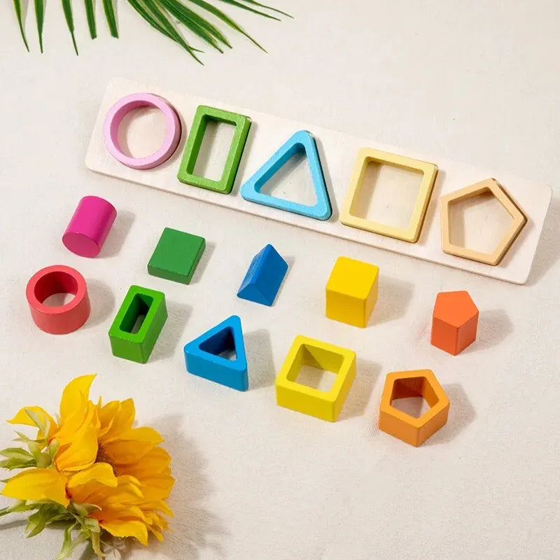 Clasificador de Madera Montessori – Formas, Colores y Coordinación Motora