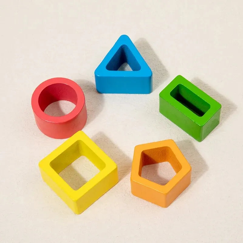 Clasificador de Madera Montessori – Formas, Colores y Coordinación Motora
