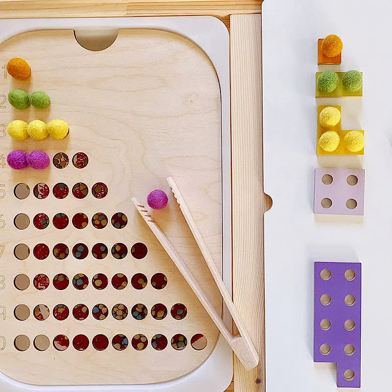 Bandeja Sensorial Montessori – Clasificación y Coordinación en Juego Abierto